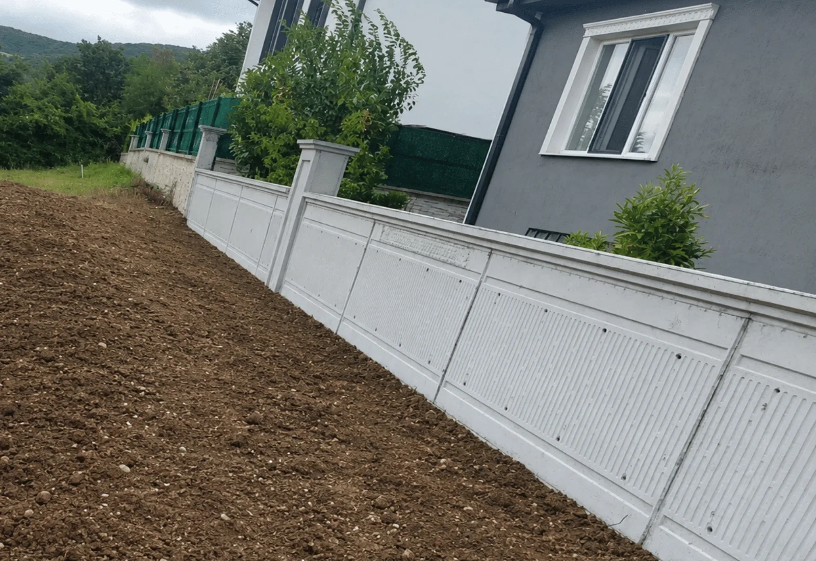 Desenli bahçe duvarı yapım hizmeti Desenli bahçe duvarı